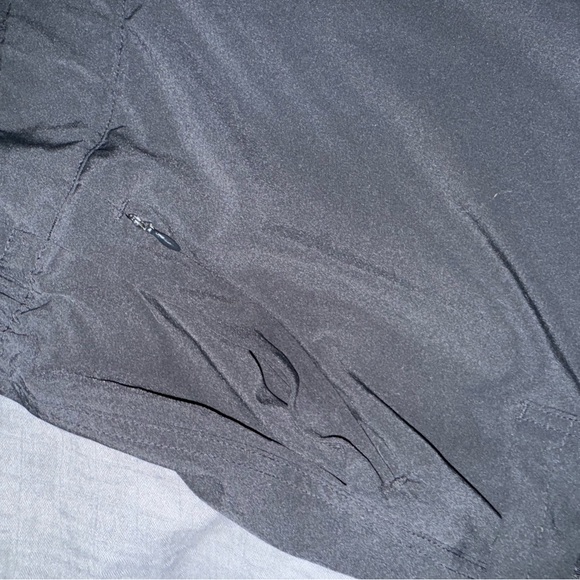 Scrubs - Picture 2 of 3